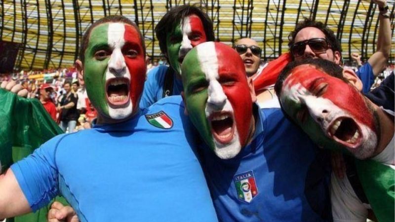 Tifosi Là Gì - Nguồn Gốc Cách Gọi Cổ Động Viên Ý?